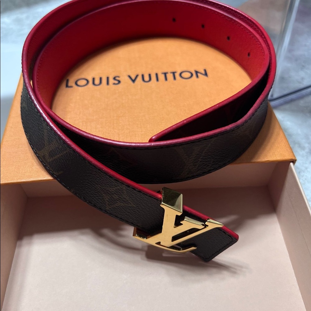Lv belt - Picture 2 of 3